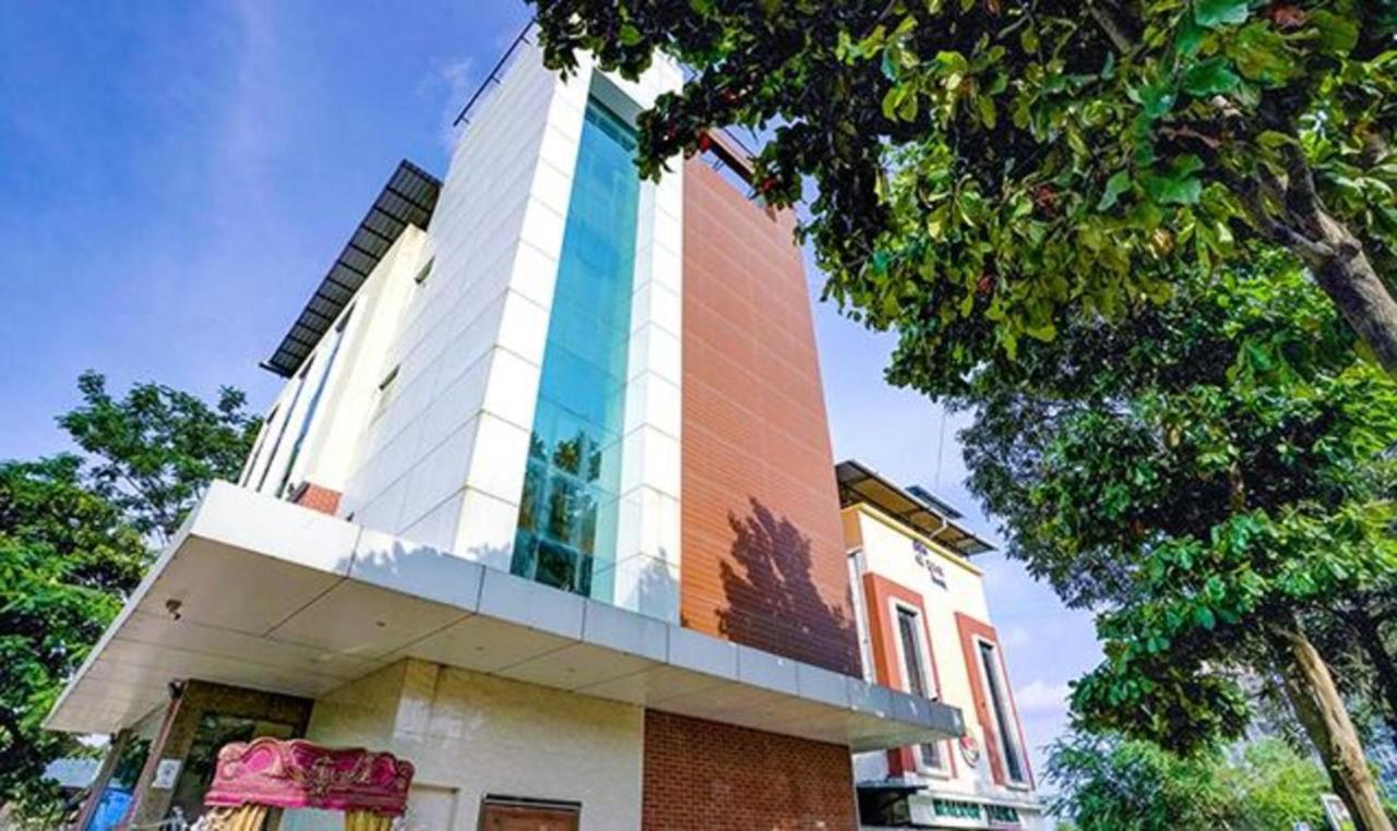 Srikrishna Paradise Hotel Thane Navi Mumbai Exterior foto