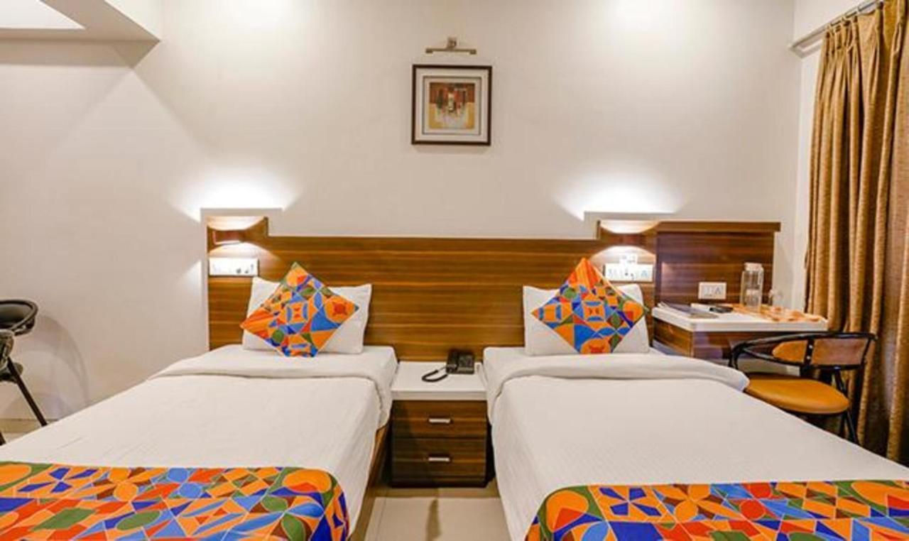 Srikrishna Paradise Hotel Thane Navi Mumbai Exterior foto