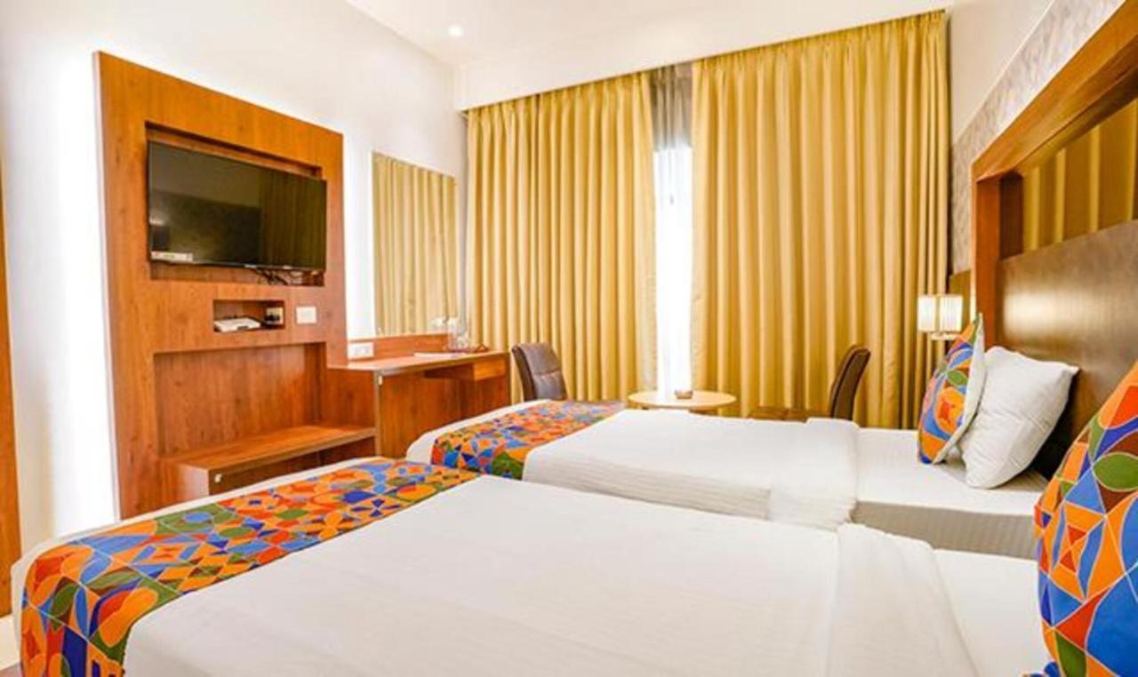 Srikrishna Paradise Hotel Thane Navi Mumbai Exterior foto
