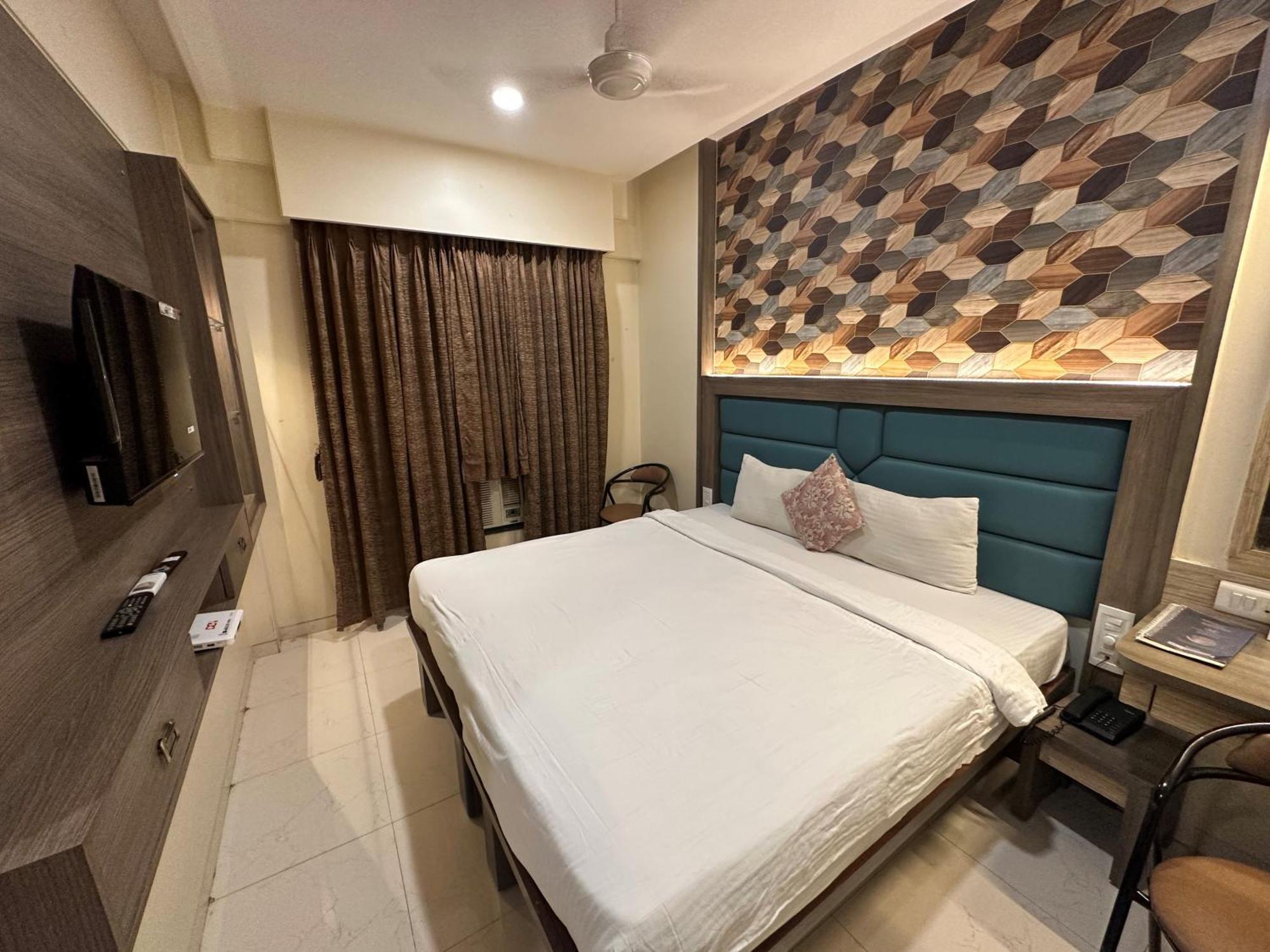 Srikrishna Paradise Hotel Thane Navi Mumbai Exterior foto